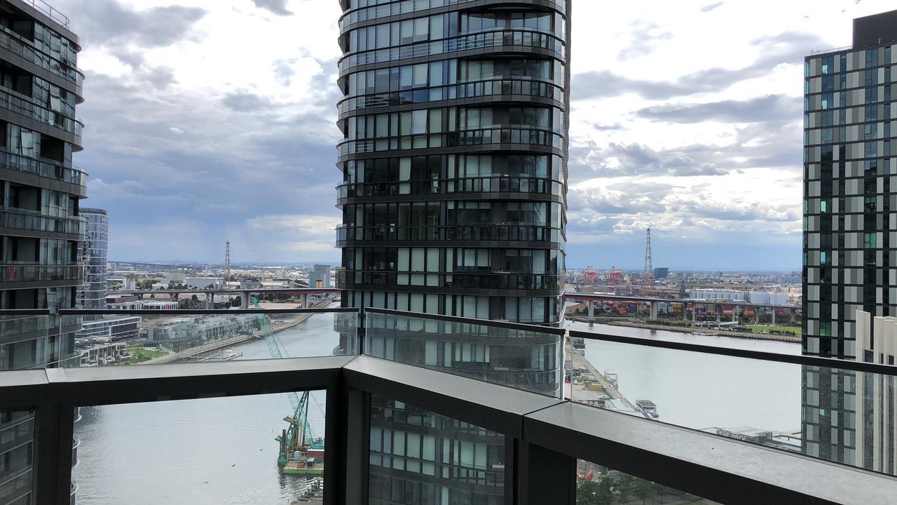 Winston Apartments Docklands Μελβούρνη Εξωτερικό φωτογραφία